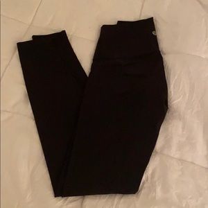 Wunder Under Lululemon leggings